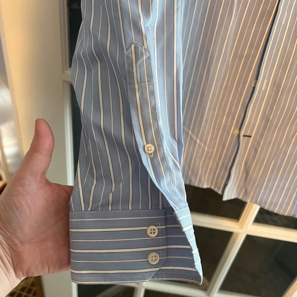 Banana republic, blue striped button down shirt - Picture 5 of 7